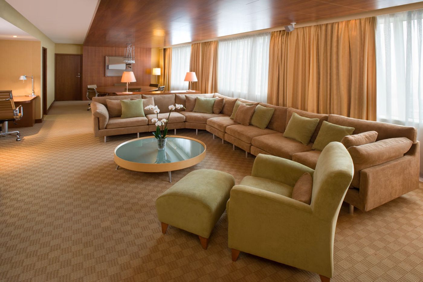 The-Westin-Warsaw-Lobby-23