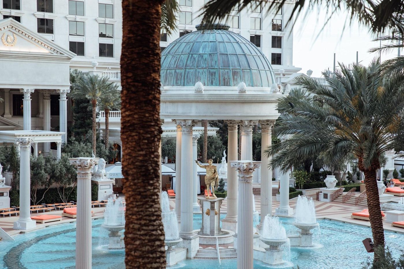Caesars-Palace-Pool-120