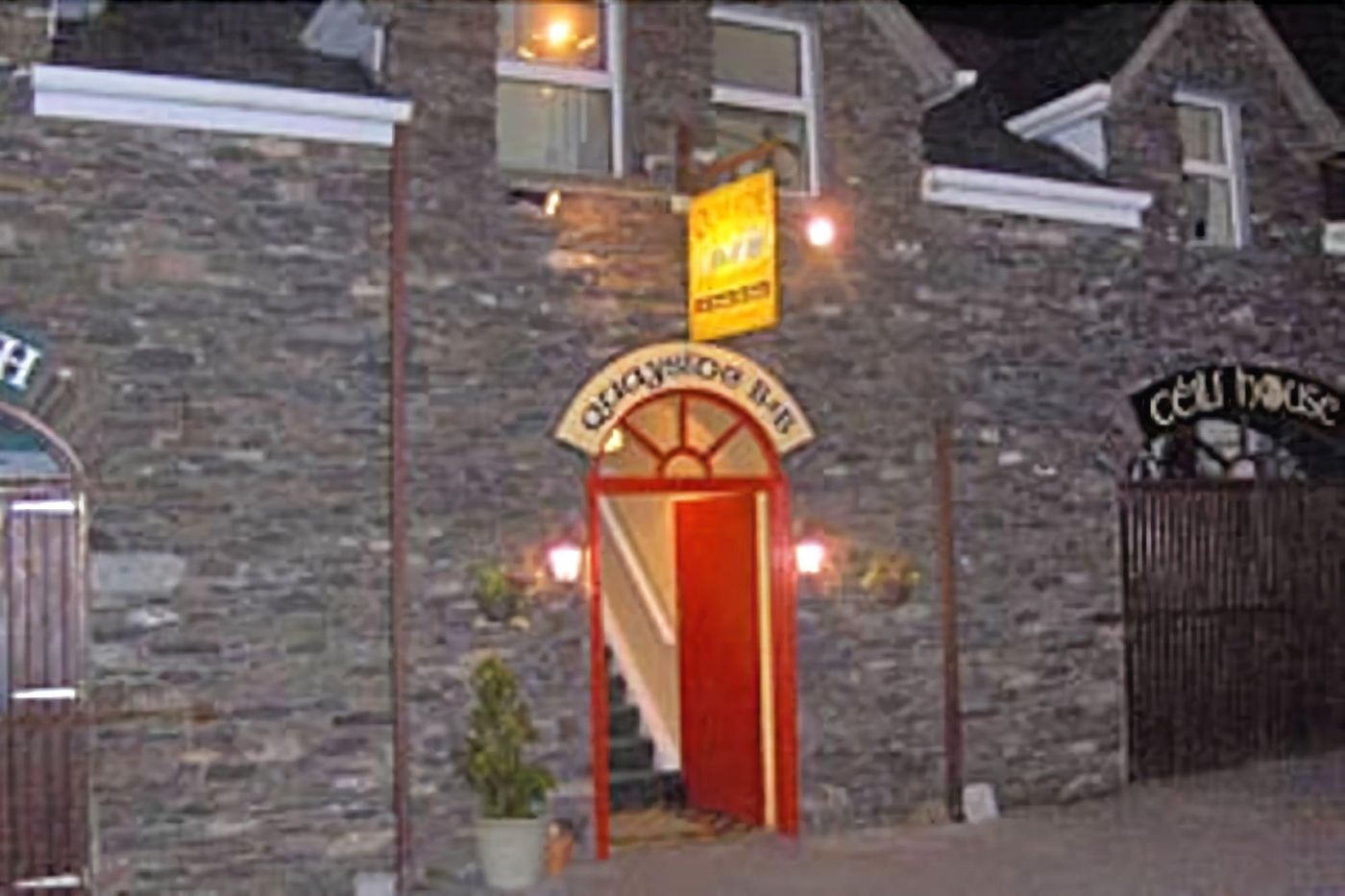 Quayside B B-Ireland-Dingle-General view-4