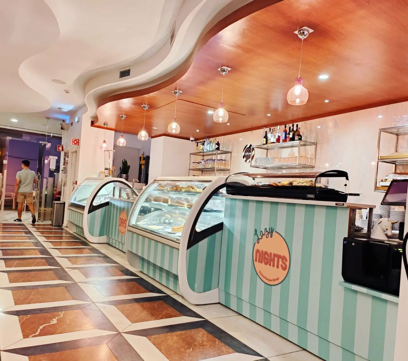 Lazy-Days---Adults-Only---Duna-Parque-Group-Bar-21