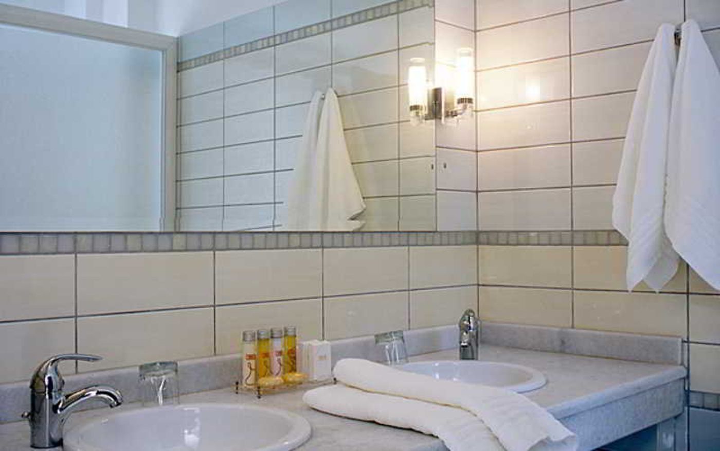 Esperides-Resort-Hotel-Room-5