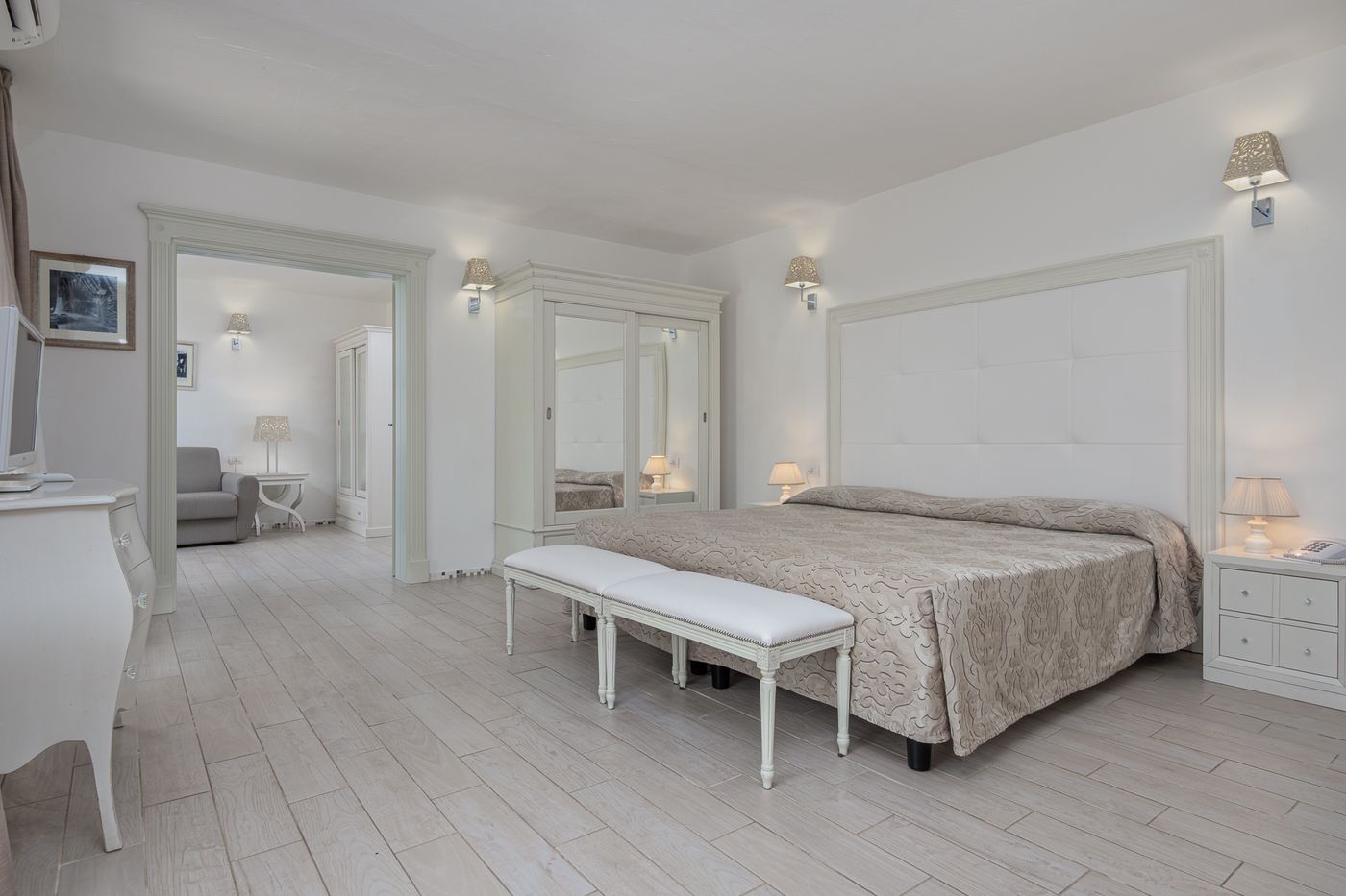 The-Pelican-Beach-Resort---SPA-Adults-Only-Room-16