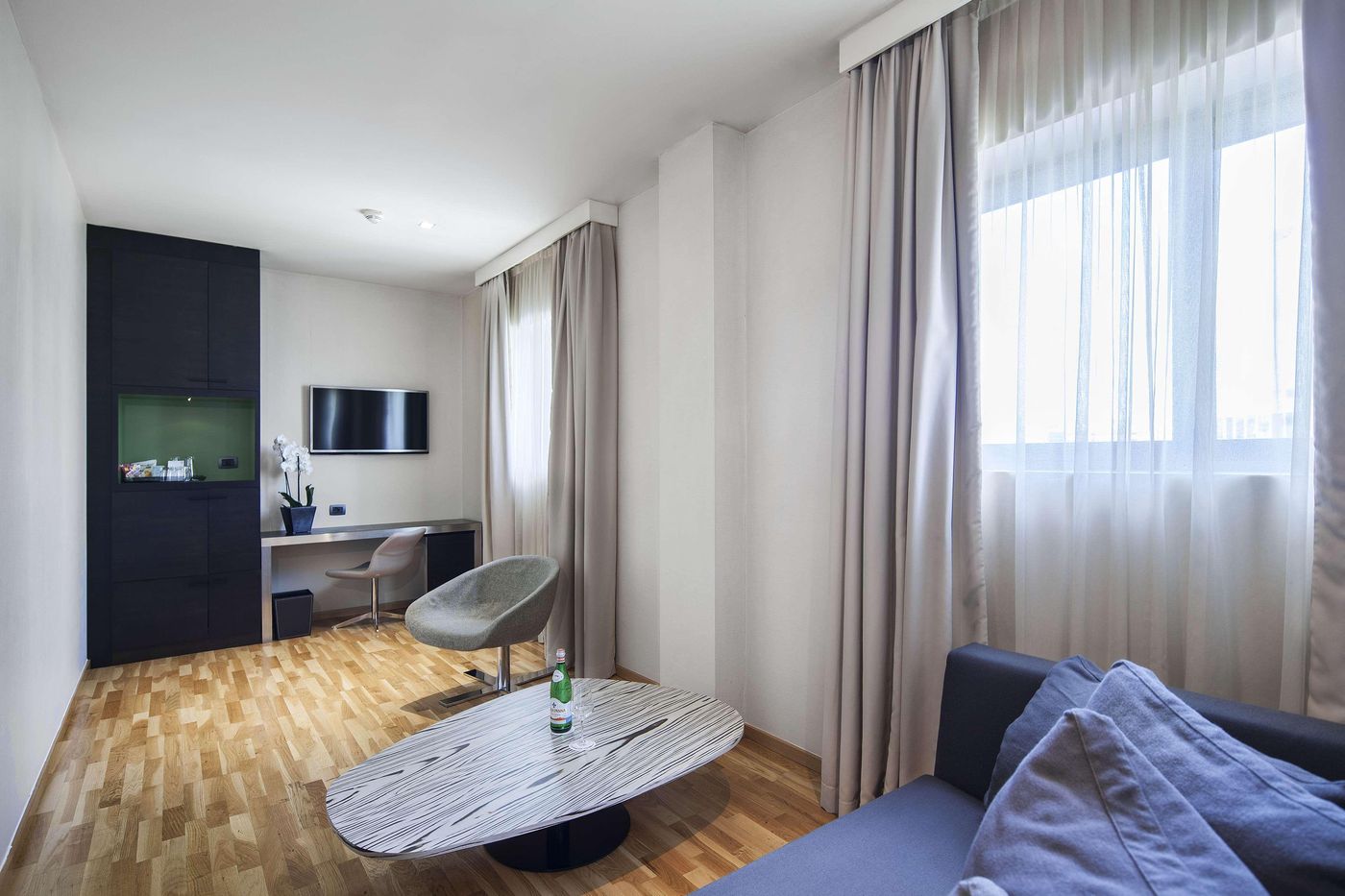 Ac-Hotel-By-Marriott-Milan-Sesto-Room-30