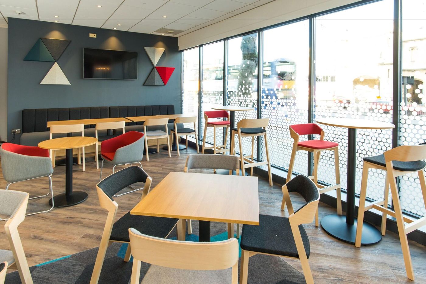 Holiday Inn Express Bristol City Centre-United Kingdom-Bristol-General view-1