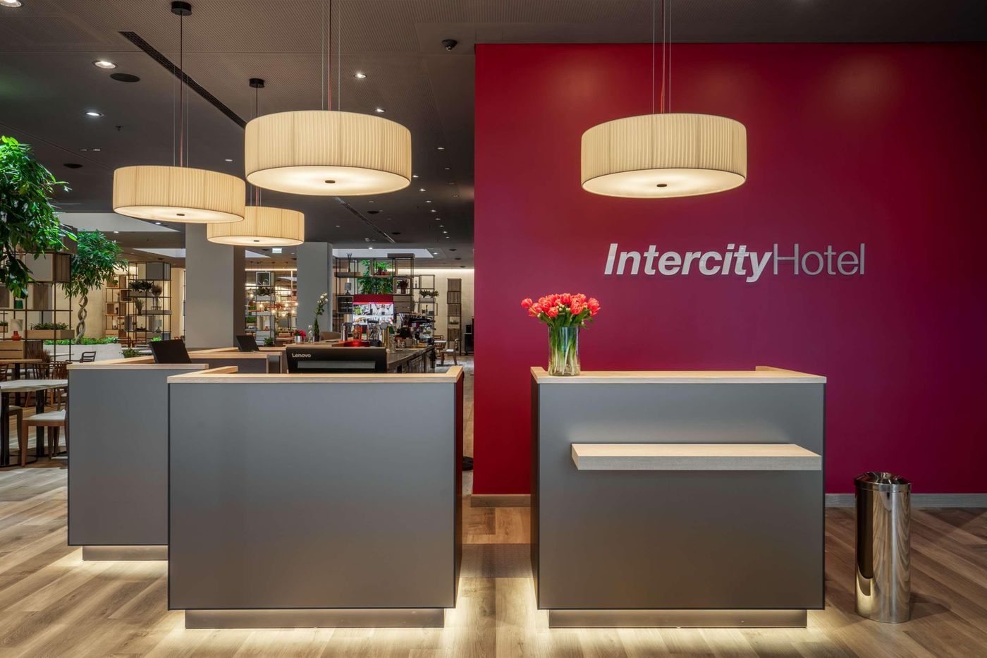 IntercityHotel-Budapest-Lobby-24