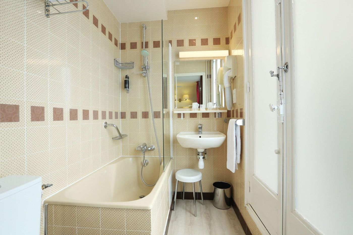 Hotel-du-College-de-France-Room-19