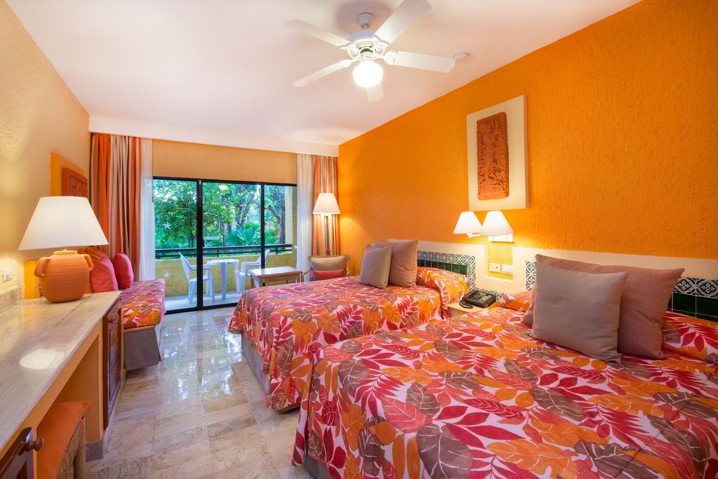 Iberostar-Waves-Quetzal-Room-35