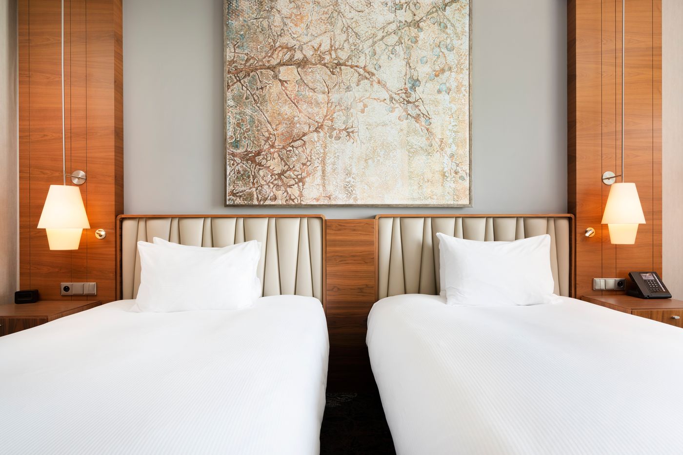 DoubleTree-by-Hilton-Krakow-Hotel---Convention-Cen-Room-36