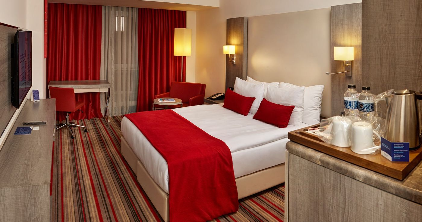 Ramada-Plaza-Izmir-Room-18
