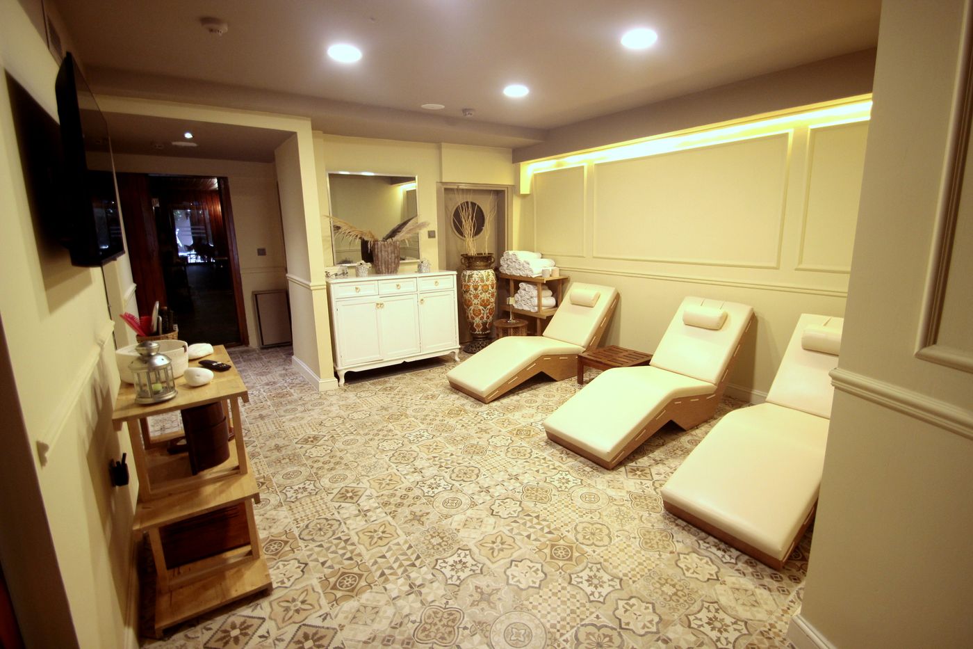 Kupeli-Palace-Sports-and-Entertainment-35