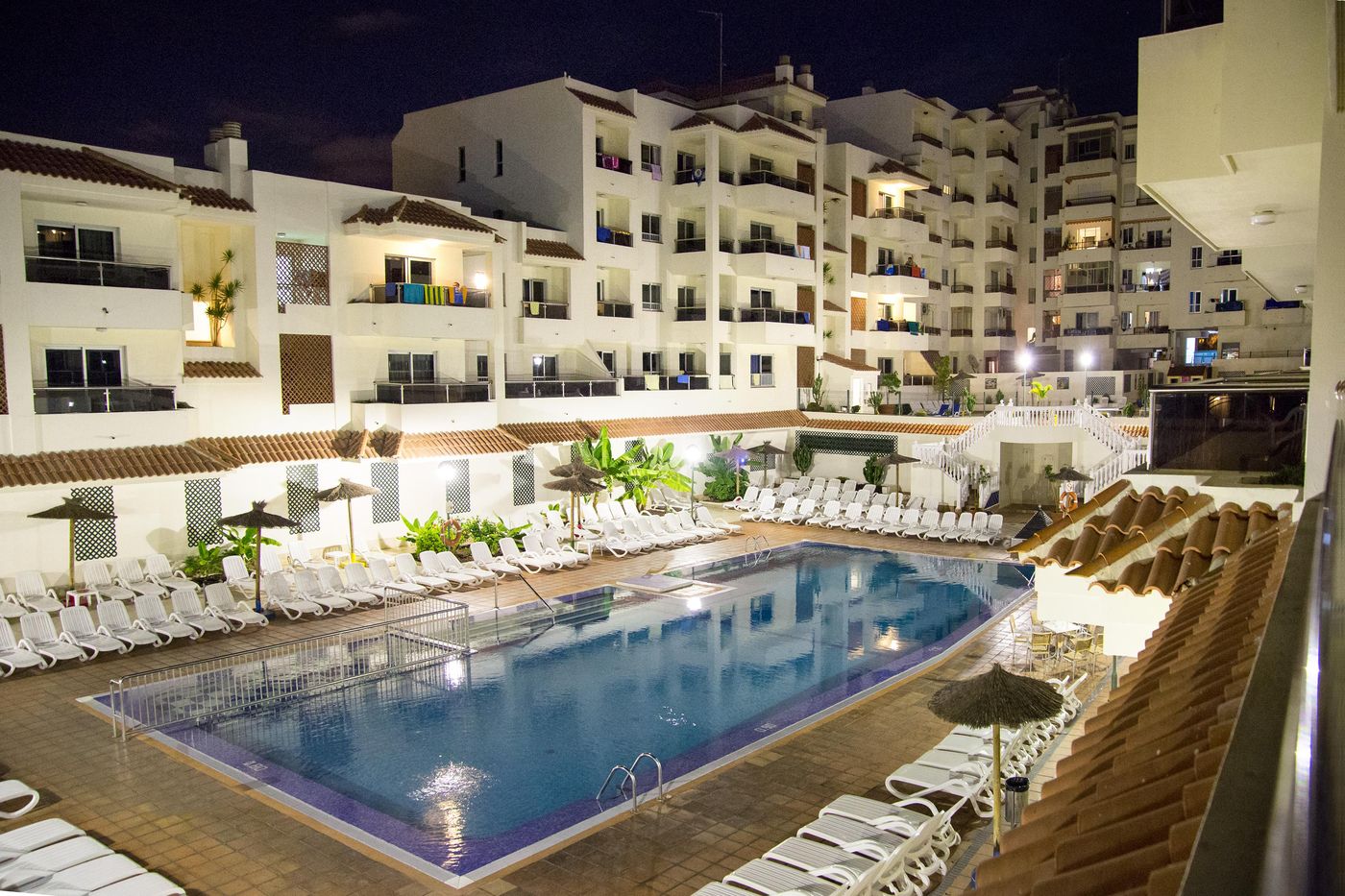 Oro-Blanco-Apartments-Pool-3