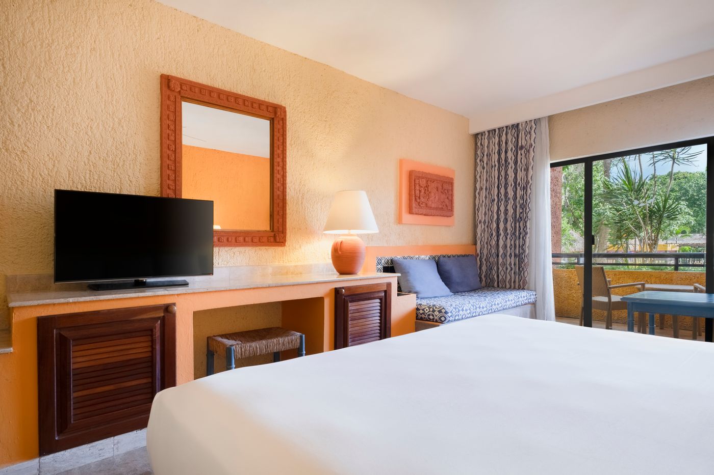 Iberostar-Waves-Tucan-Room-22