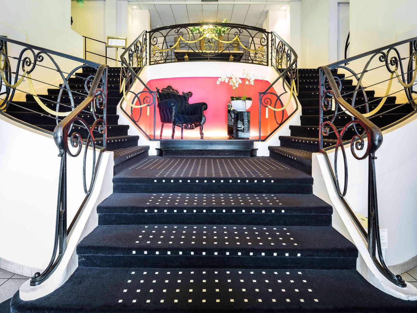 Hôtel Mercure Lourdes Impérial-France-LOURDES-General view-3