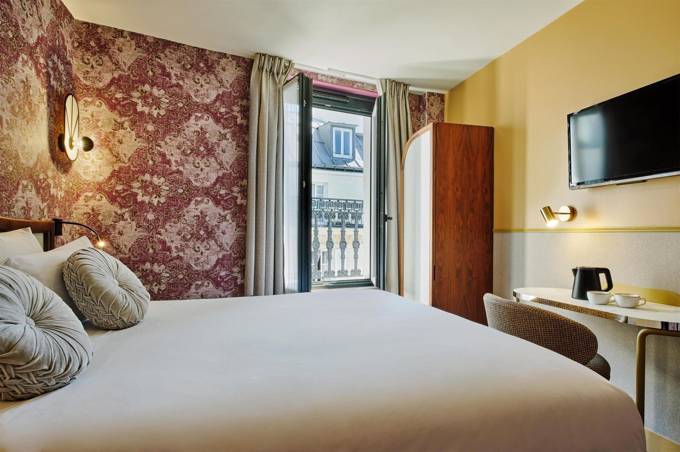 Hotel-Josephine-by-Happyculture-Room-23