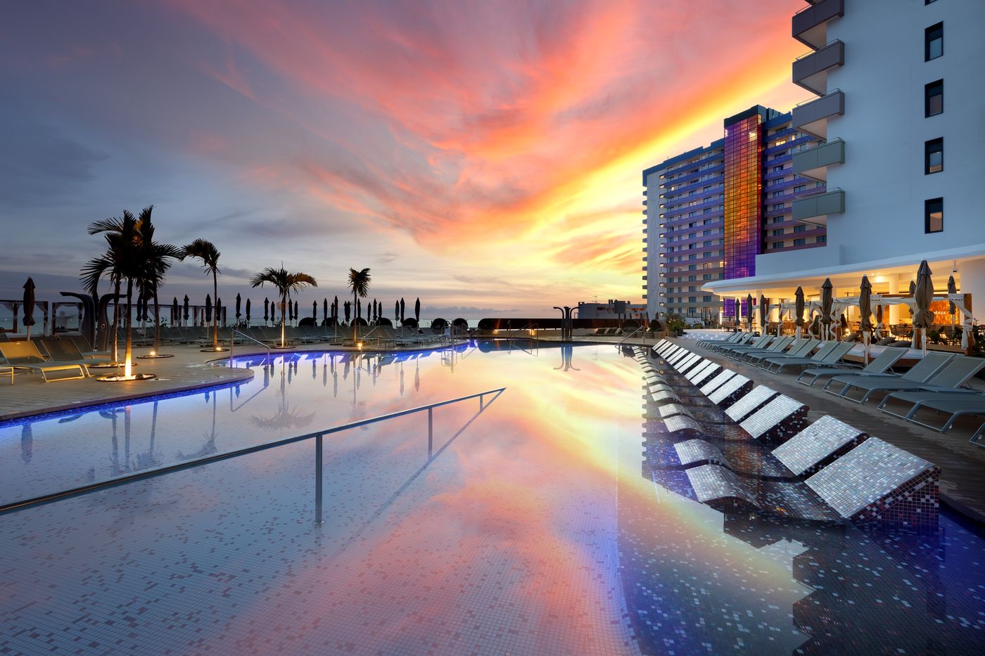 Hard-Rock-hotel-Tenerife-Pool-7