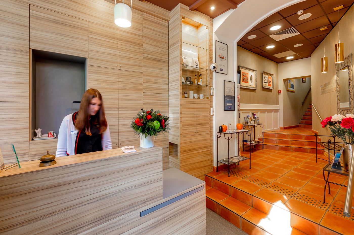 Kyriad Avignon - Palais des Papes-France-AVIGNON-General view-1