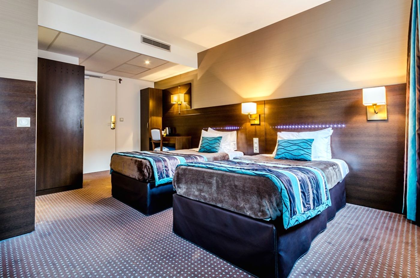 Helgon-France-LOURDES-General view-3