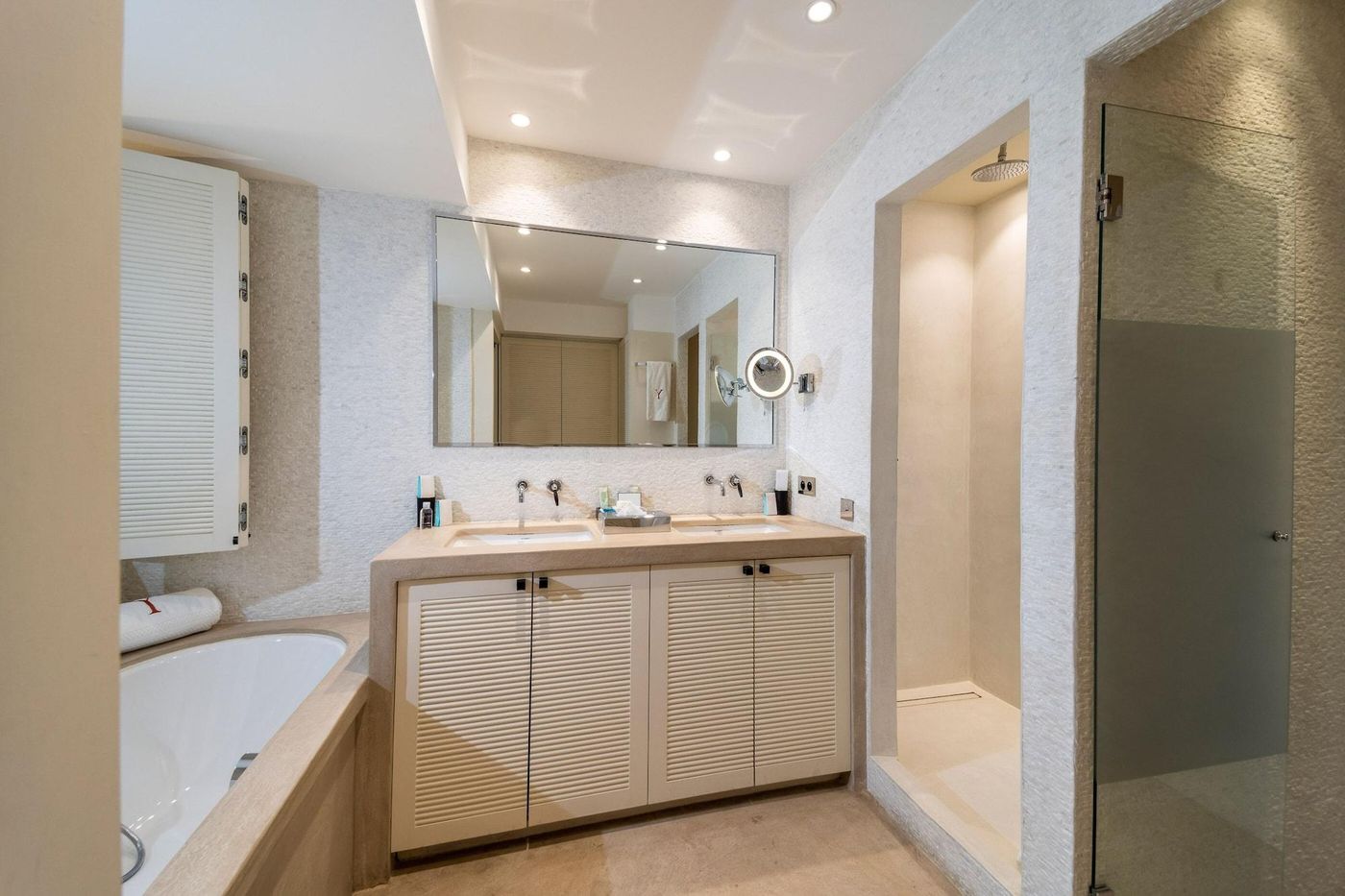 Hotel-Restaurant-Le-Yaca-Room-58