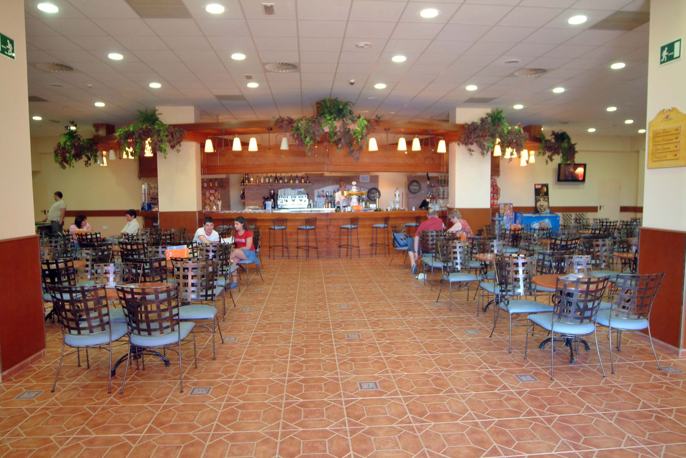 Ohtels-La-Hacienda-Bar-39