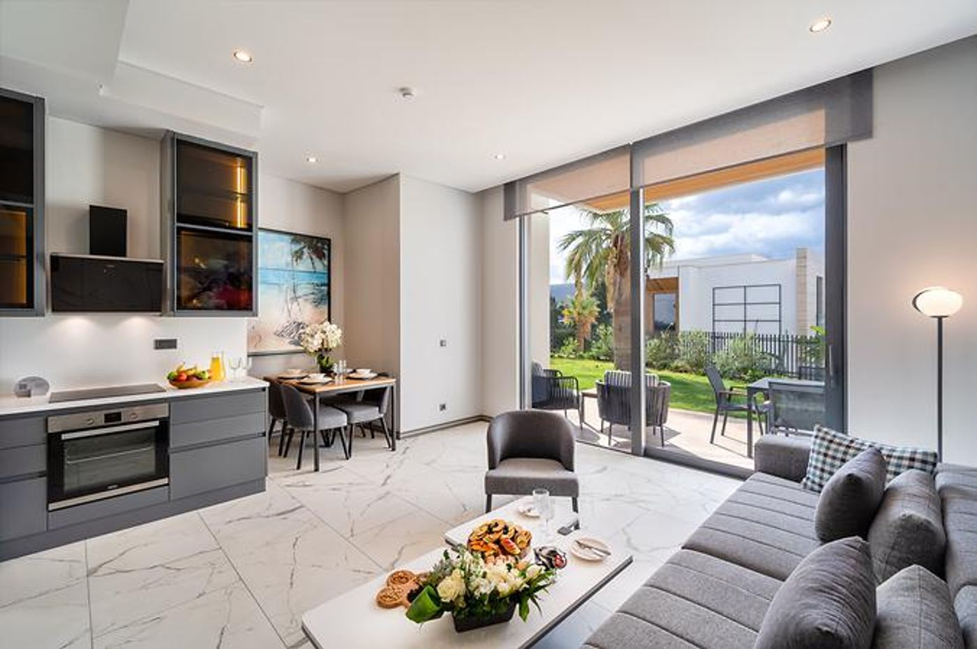 The Norm Collection Door'a 