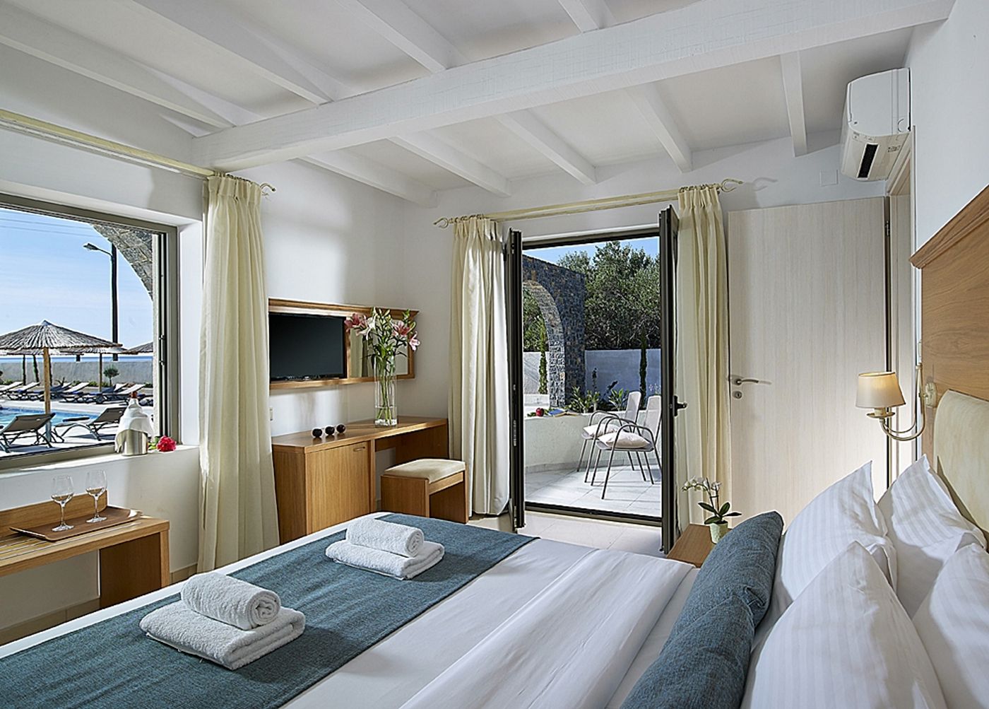 CHC-Coriva-Beach-General-view-14