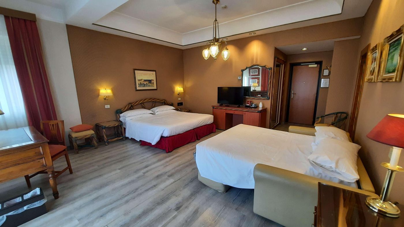 BEST-WESTERN-Hotel-Rivoli-Room-39