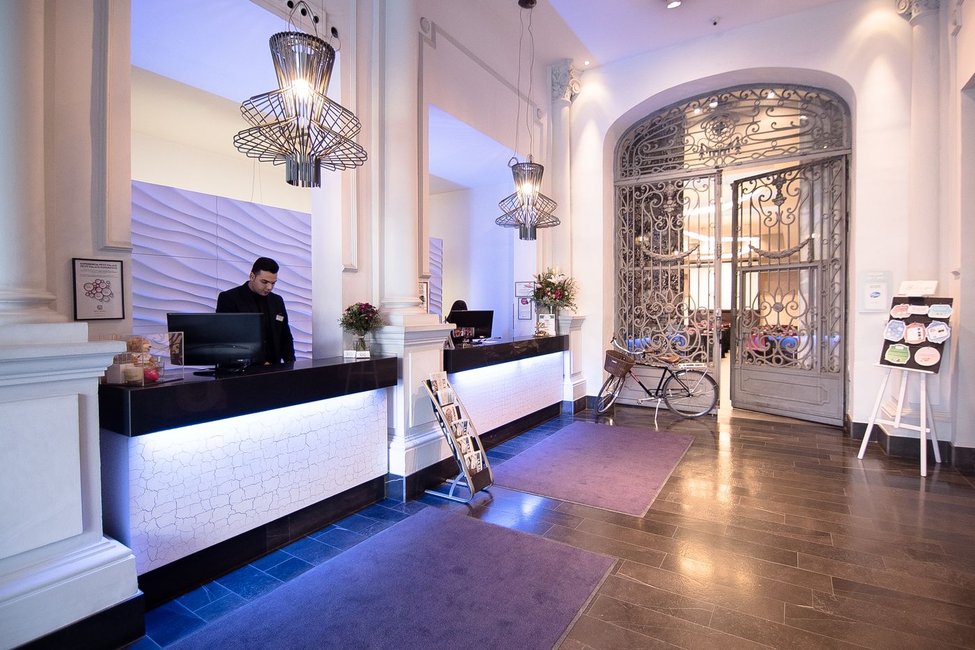 Petit-Palace-Savoy-Alfonso-XII-Lobby-5