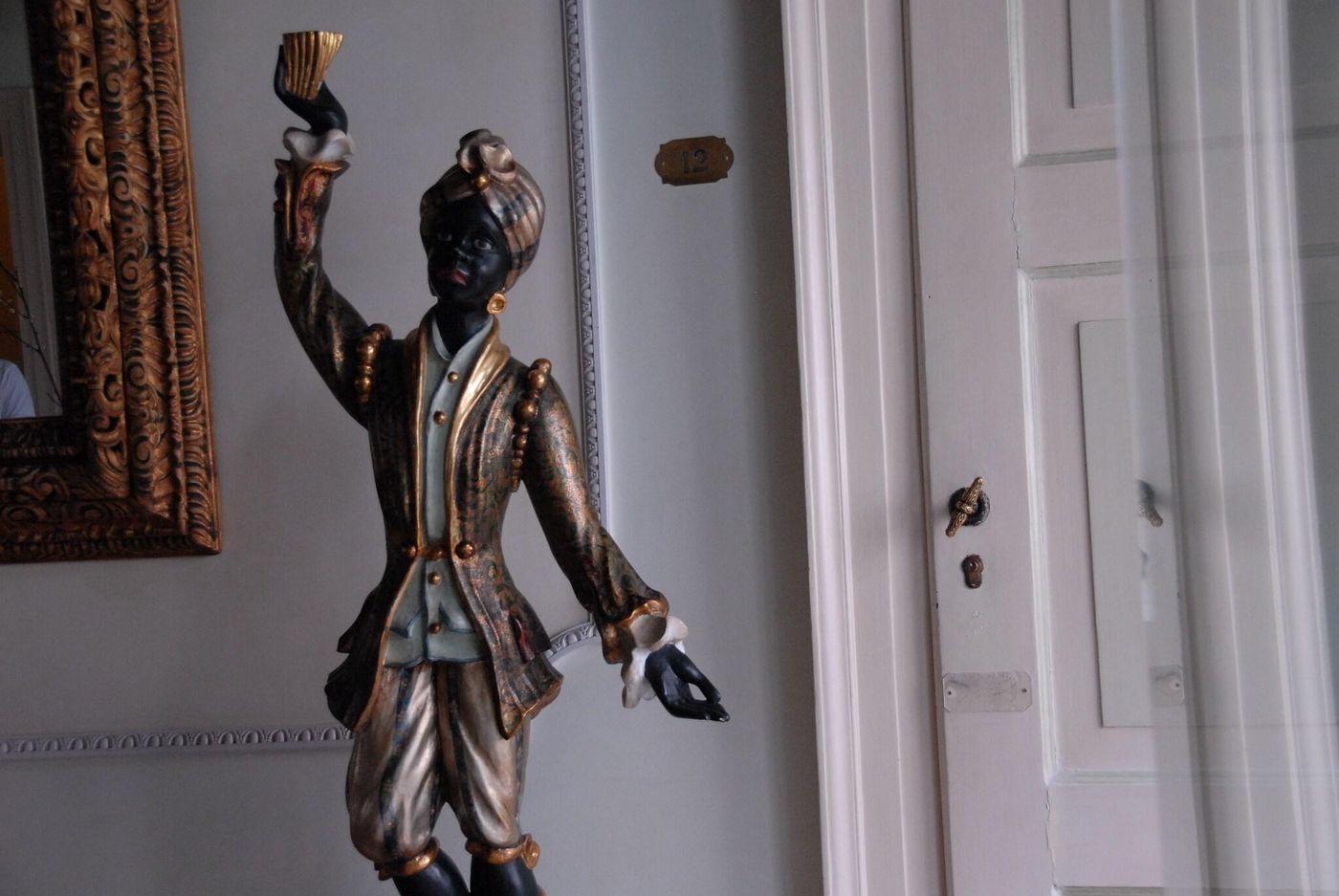 Pensione-Accademia---Villa-Maravege-Lobby-26