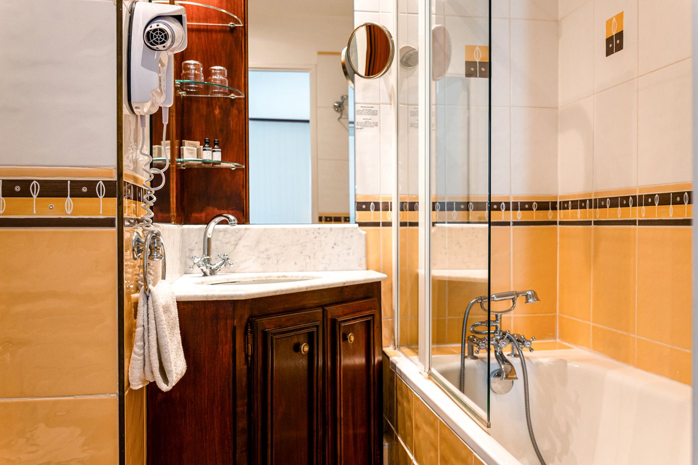 Villa-Montparnasse-Room-19