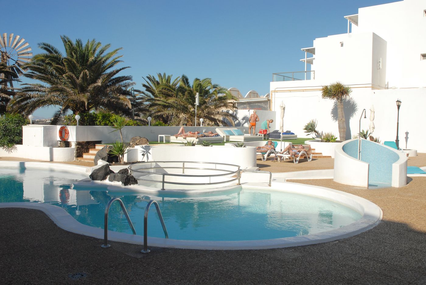 Neptuno-Suites---Adult-Only-Pool-8