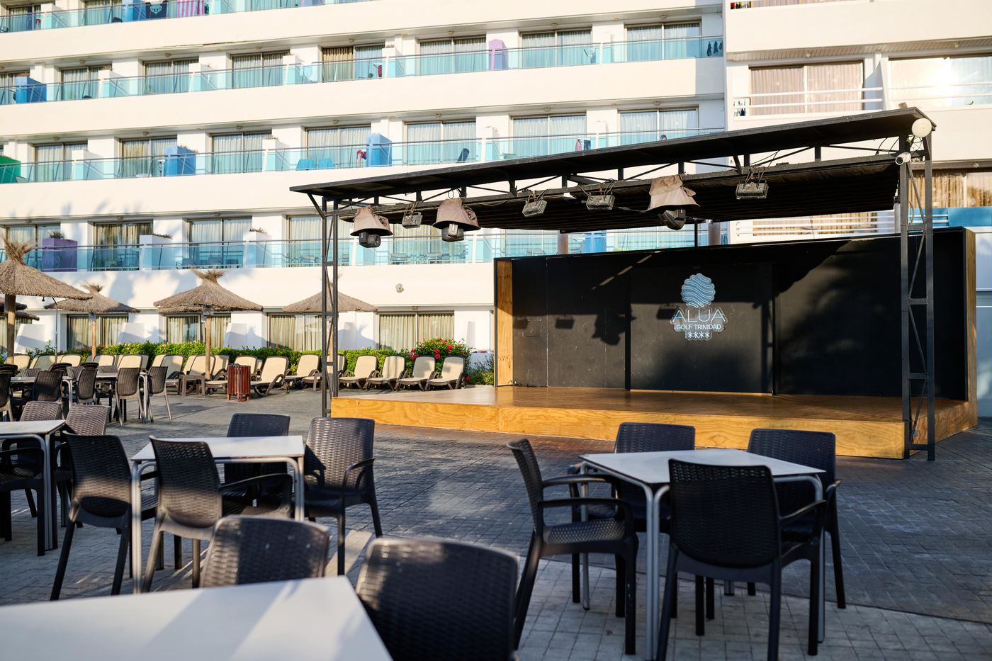 Alua-Golf-Trinidad-Sports-and-Entertainment-9