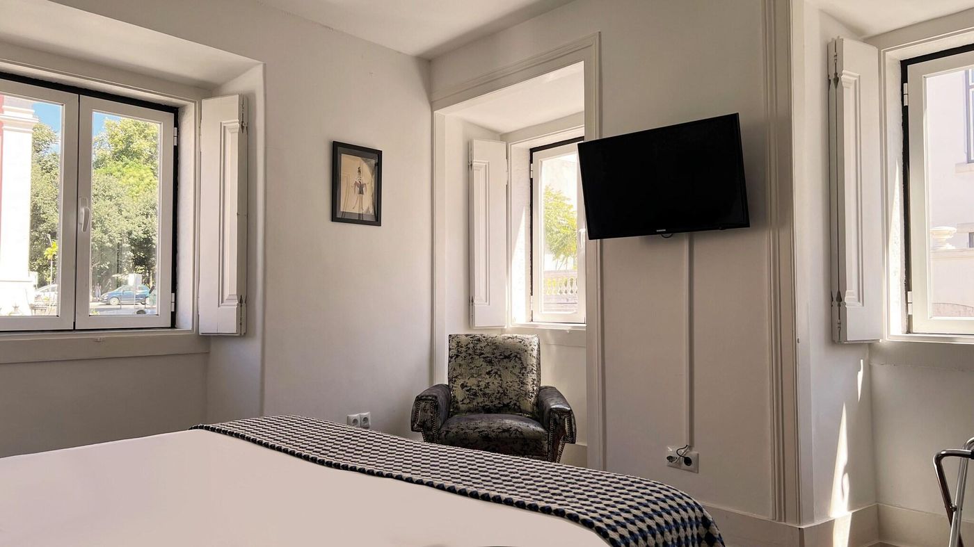 Casa-Do-Jasmim-By-Shiadu-Room-52