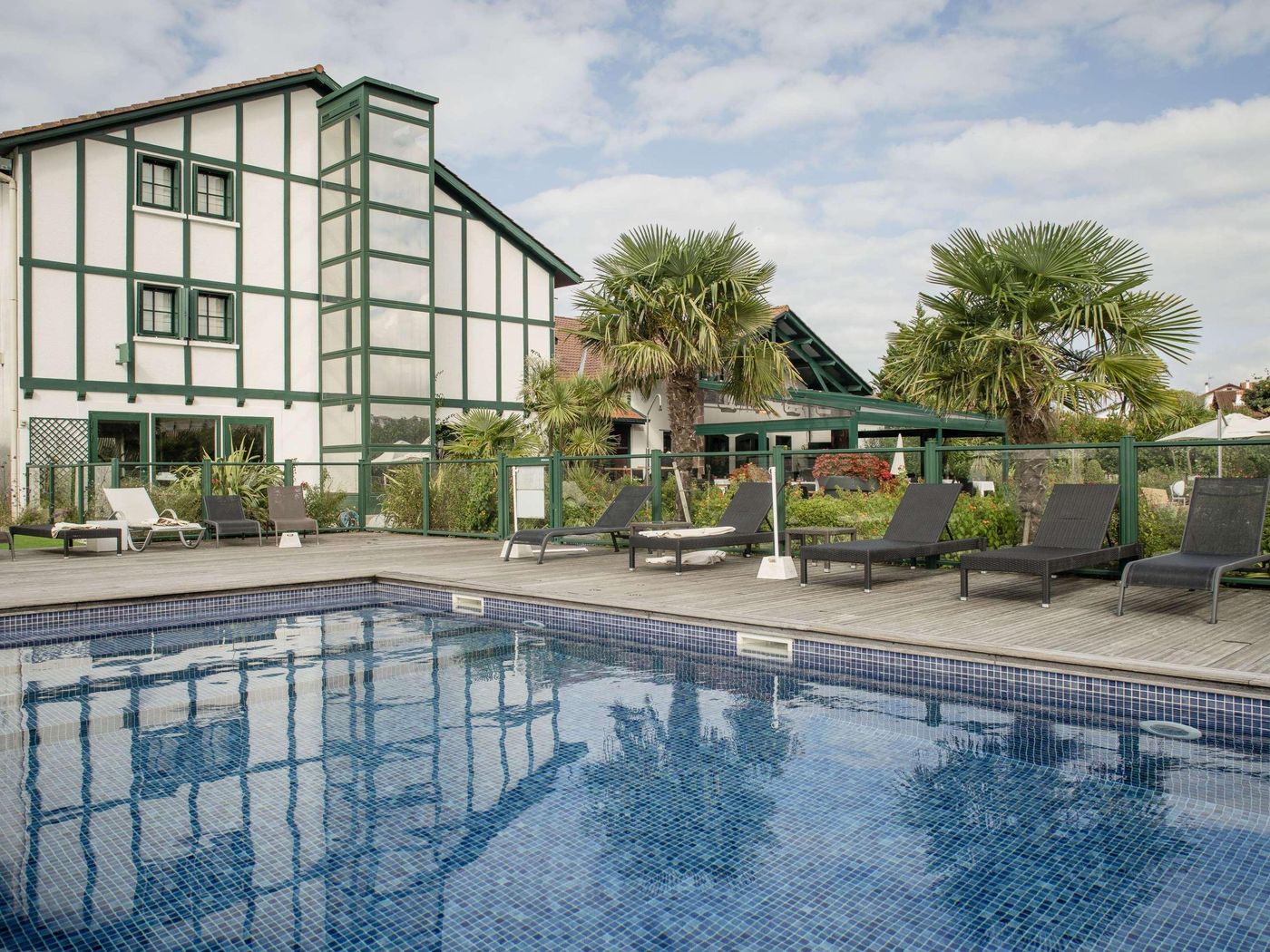 Hotel Donibane Saint-Jean-De-Luz-France-Saint Jean De Luz-General view-2