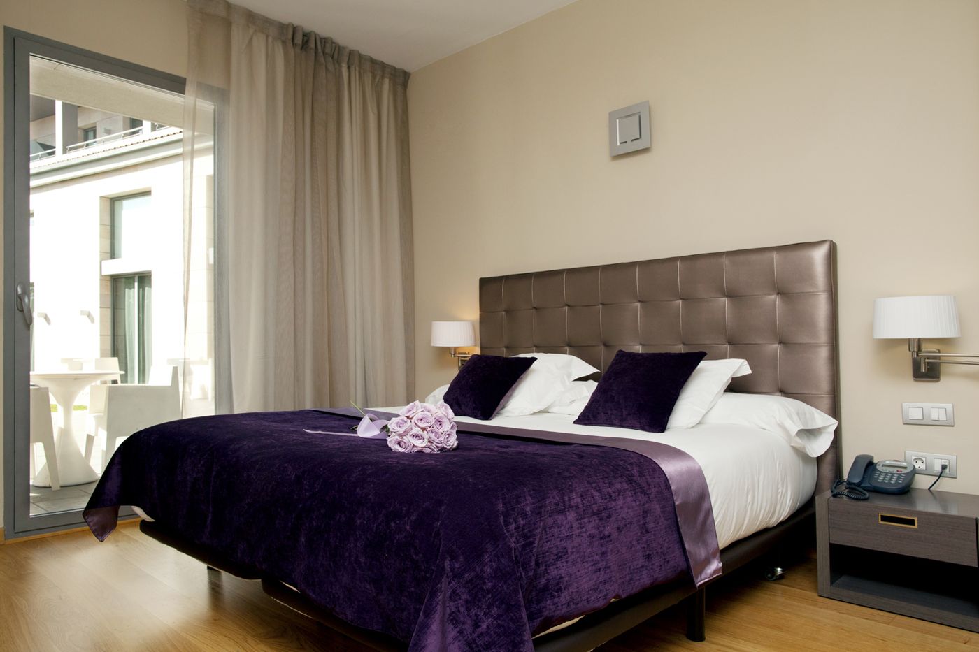 Qgat Suites & Events-Spain-SANT CUGAT DEL VALLES-Room-5