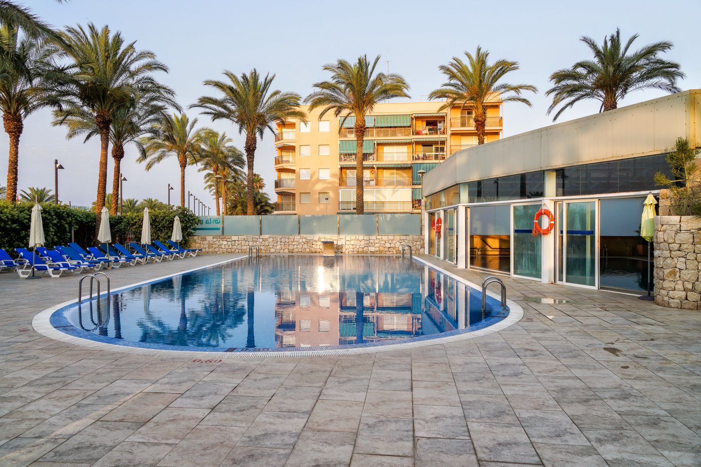 Puerto-Juan-Montiel-Spa-and-Base-N----utica-Pool-1