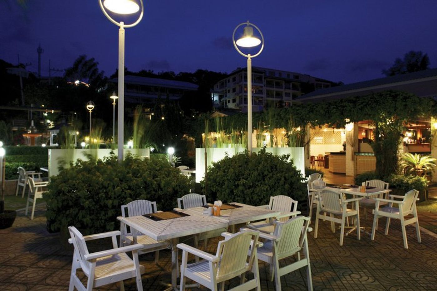 Kantary-Bay-Hotel-Phuket-Restaurant-8