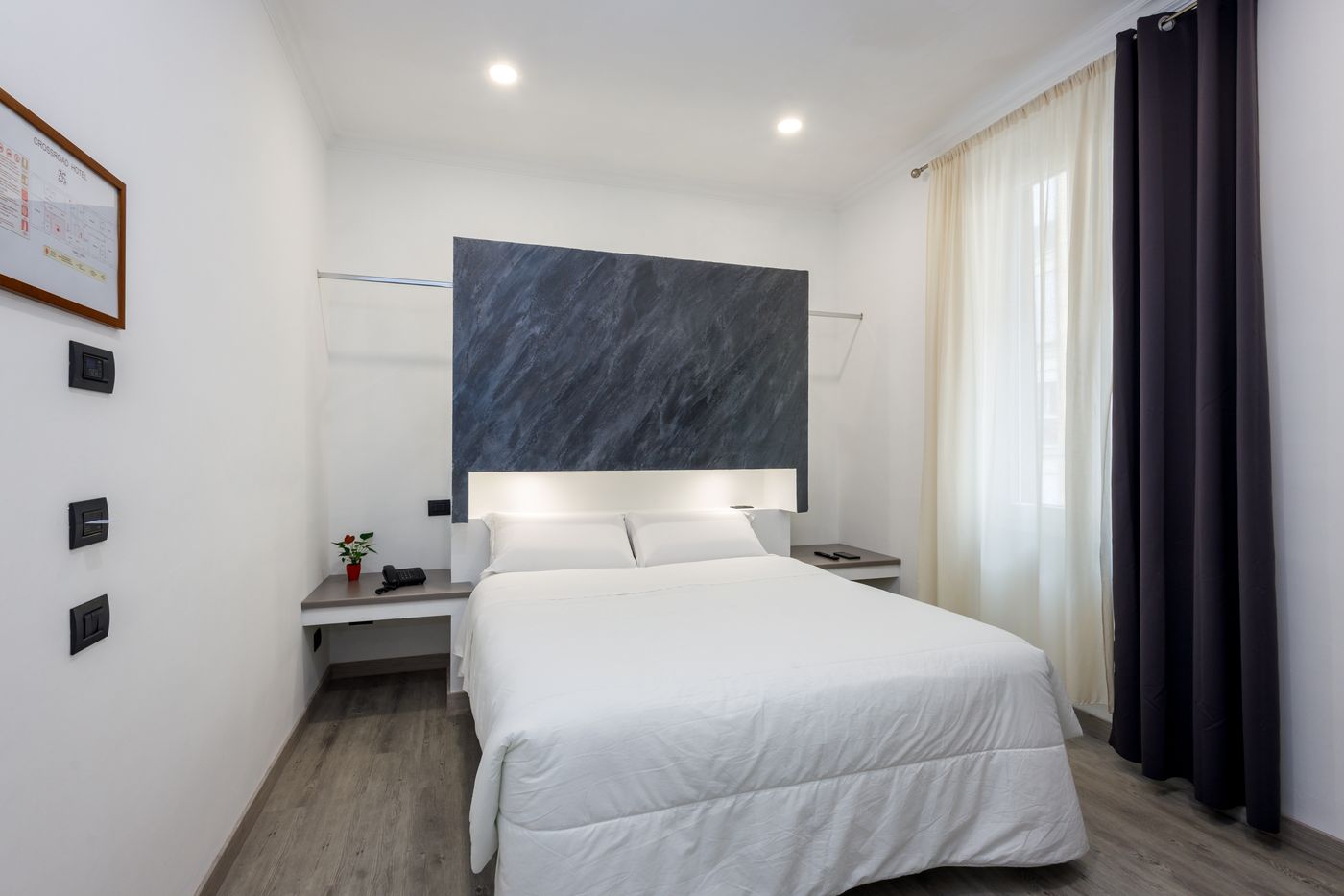 Crossroad-Hotel-Room-20