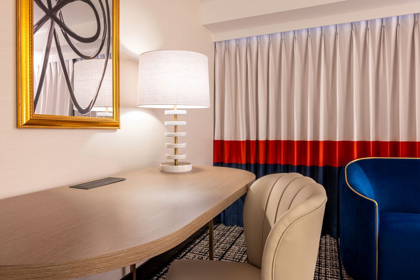 PARIS-LAS-VEGAS-Room-42