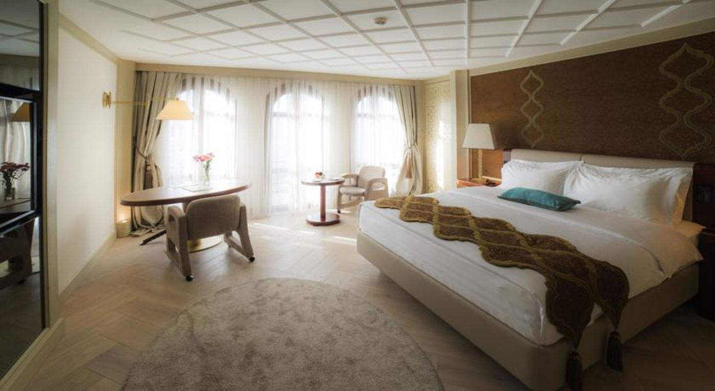 Mega-Residence-Hotel-Room-5