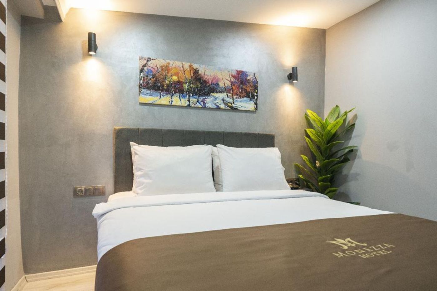 Monezza-Hotel-Room-54