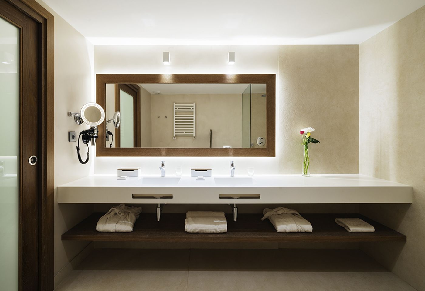 Lamaro Hotel-Spain-BARCELONA-Room-7