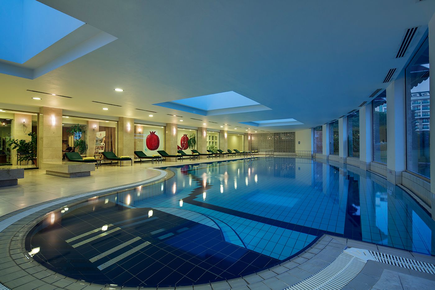 TUI-Blue-Xanthe-Sports-and-Entertainment-48