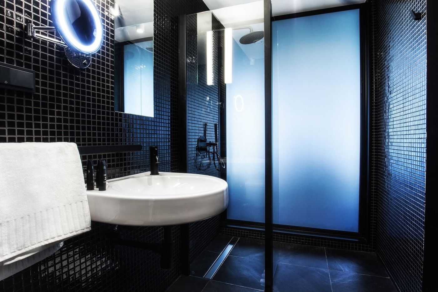 The-Loft-Hotel---Adults-Only-Room-16