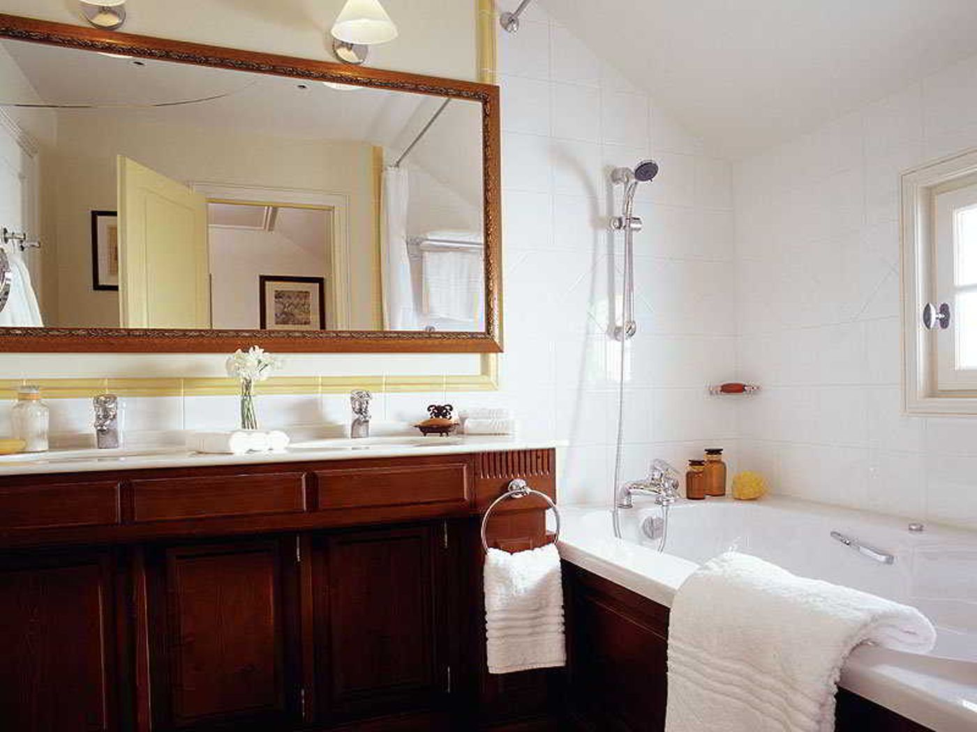 Marriott-s-Village-d-lle-de-France-Room-15