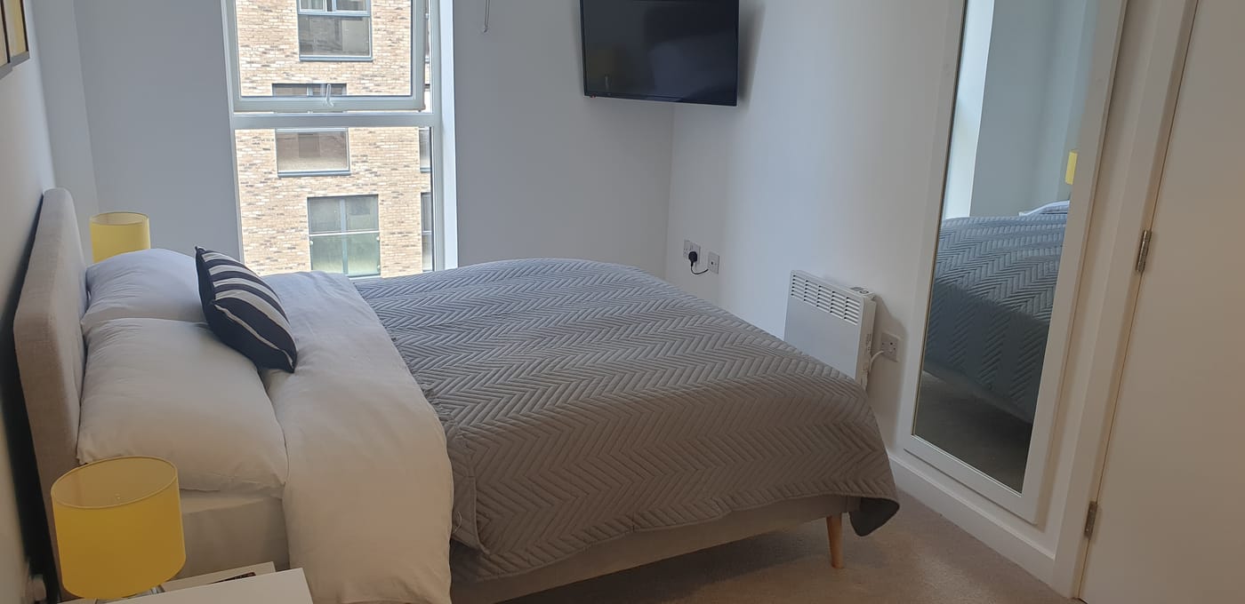 Quay Apartments @ Exchange Salford Quays-United Kingdom-Salford Quays-Room-6