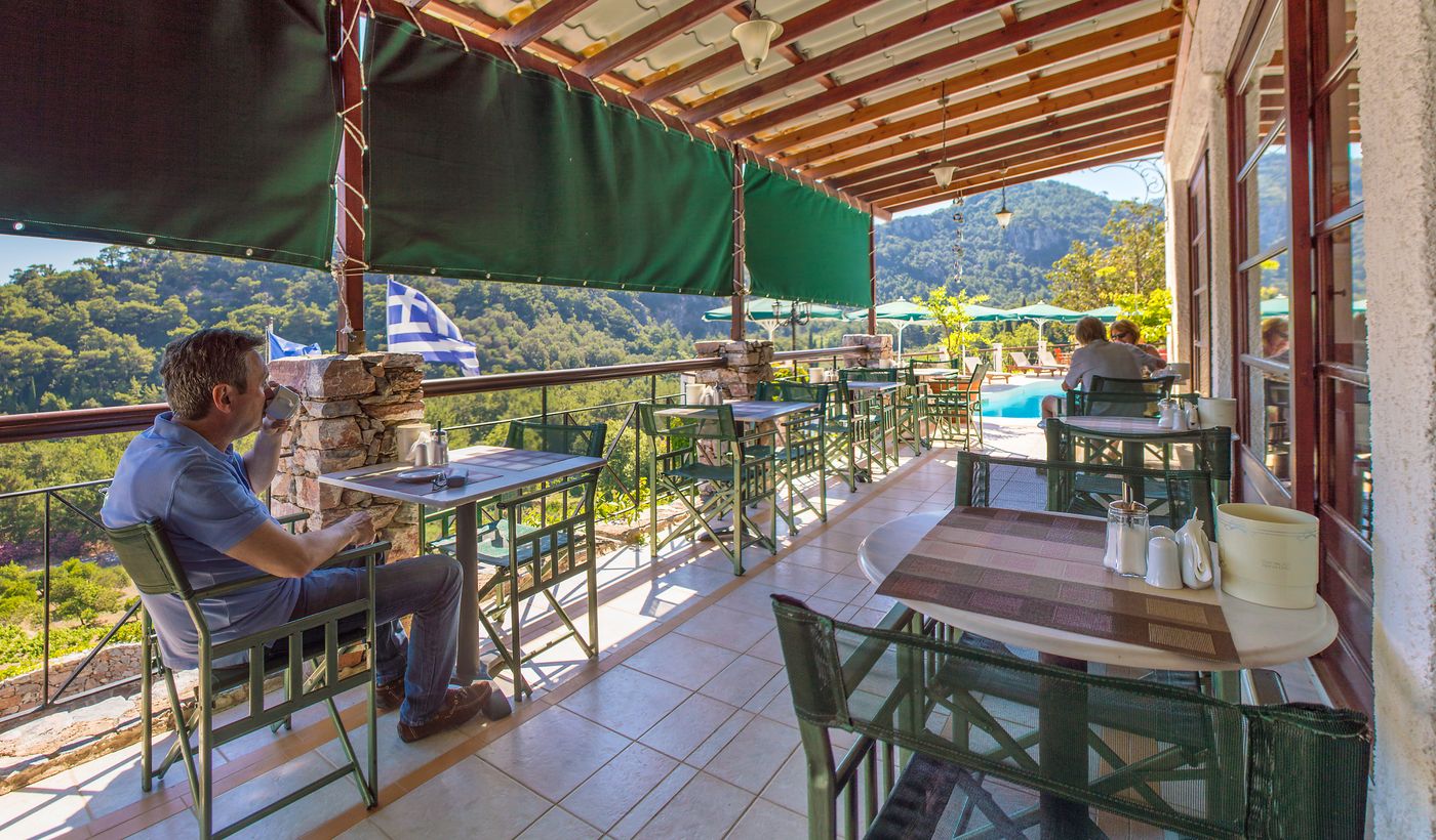 Daphne-Hotel-Restaurant-5