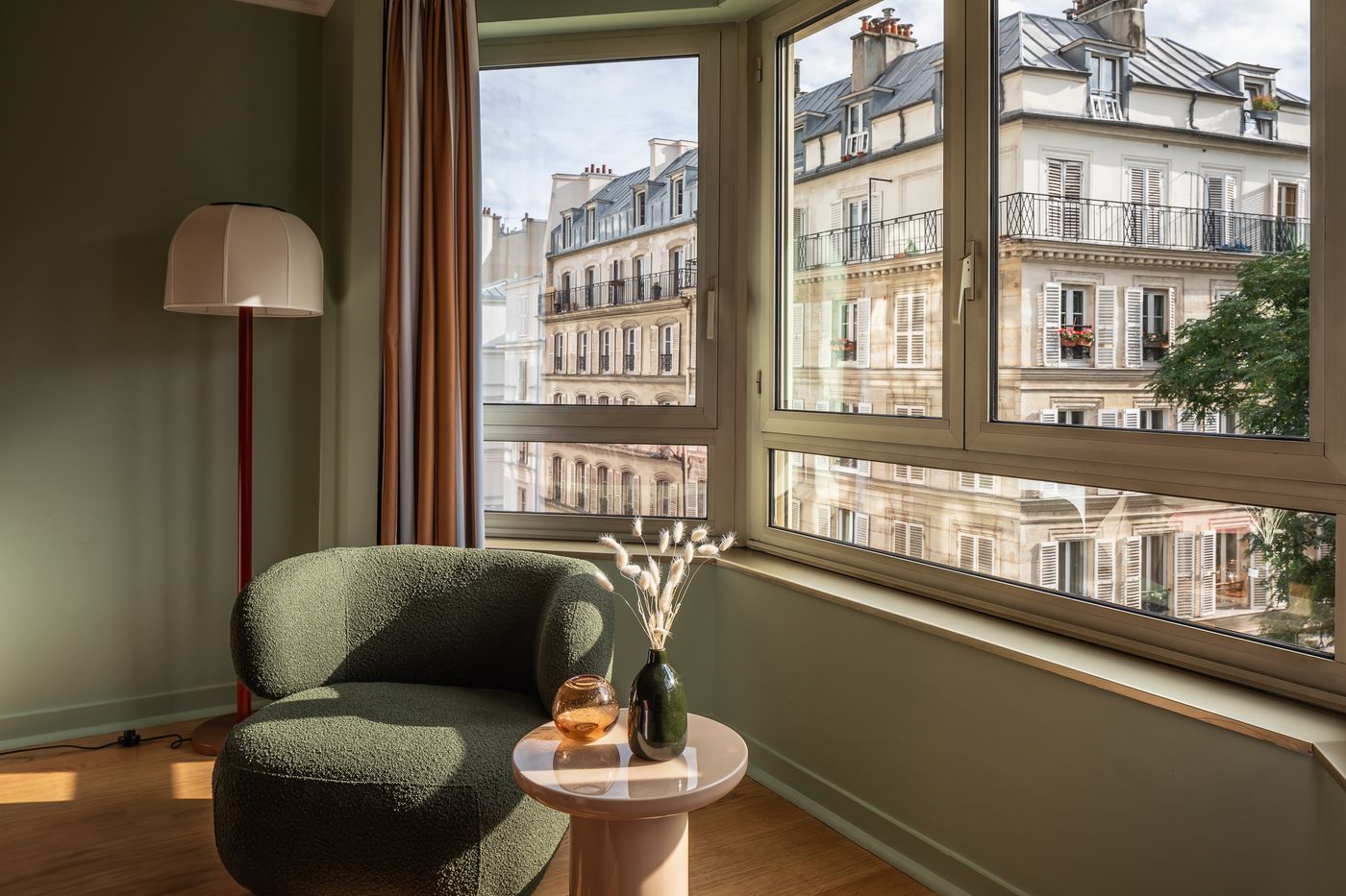 Royal-Garden-Champs-Elysees-Room-29