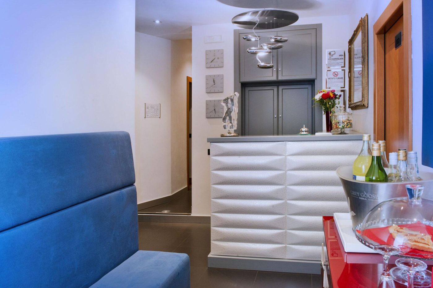 Relais-Forus-Inn-Lobby-5