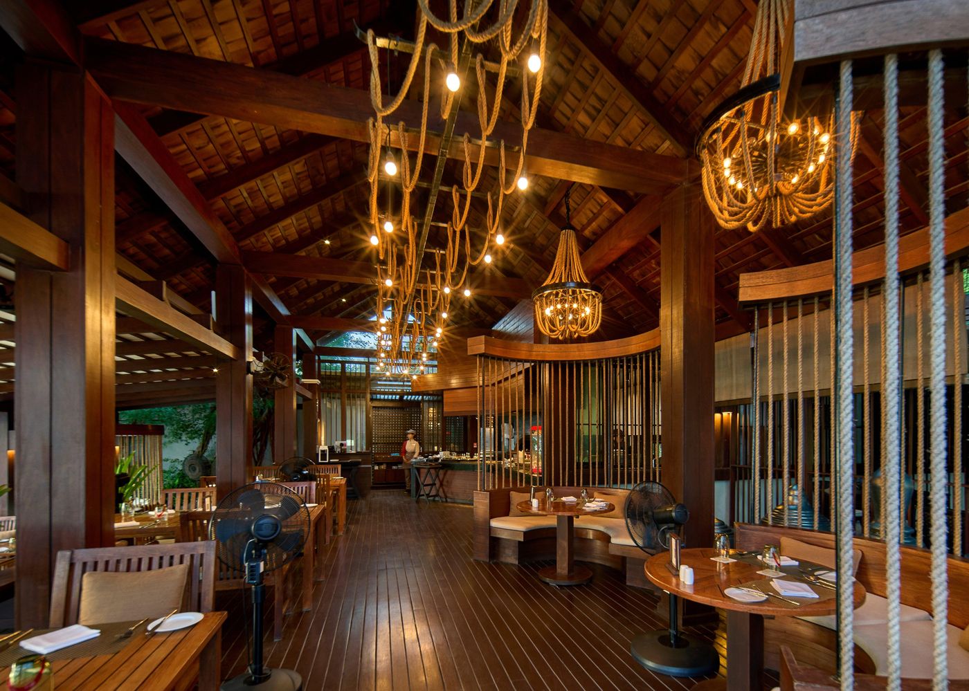 Intercontinental-Hotels-Koh-Samui-Resort-Restaurant-51