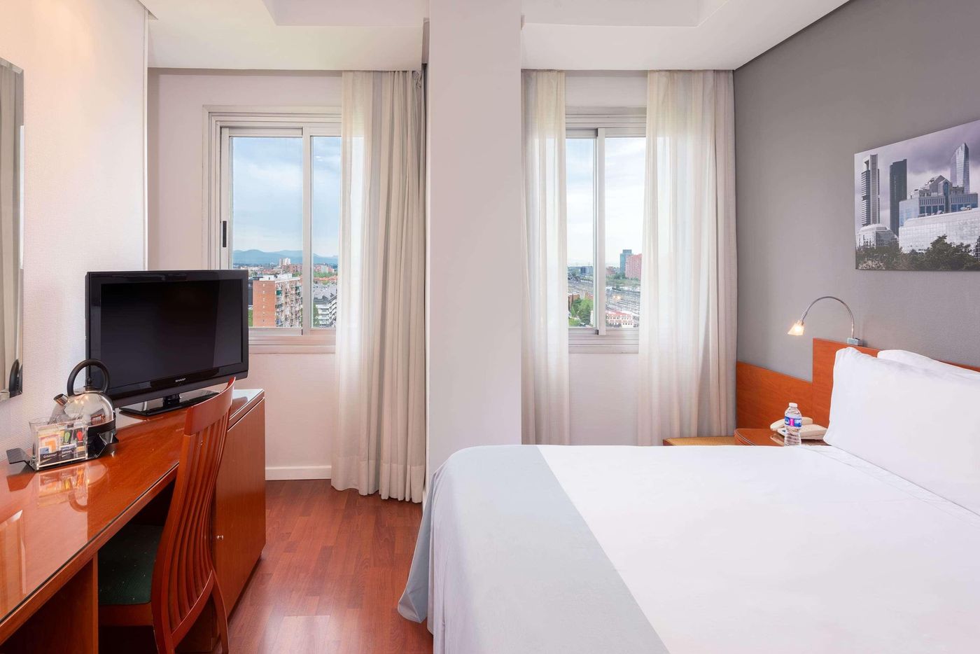 TRYP-Madrid-Chamartin-Hotel-Room-21
